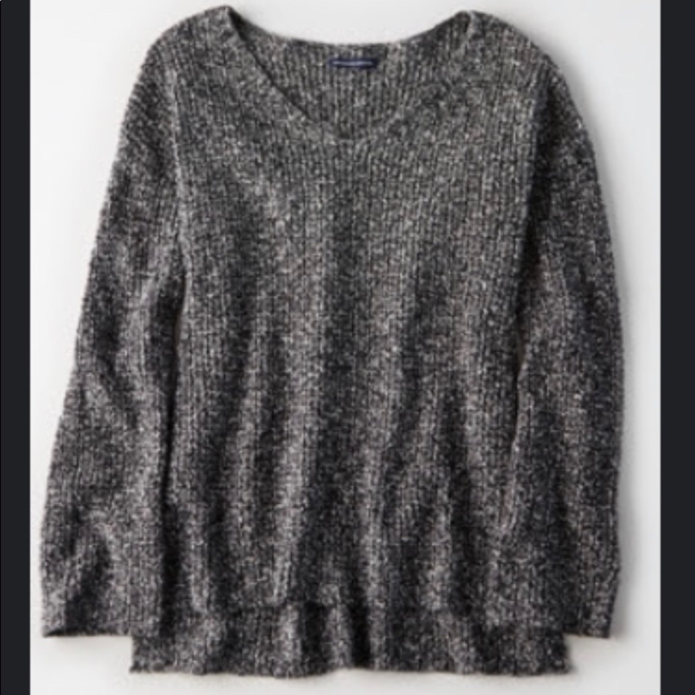 American Eagle V-Neck Oversized Sweater